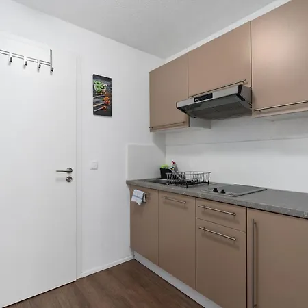 Schoenes Apartement Messe & See Nah 公寓